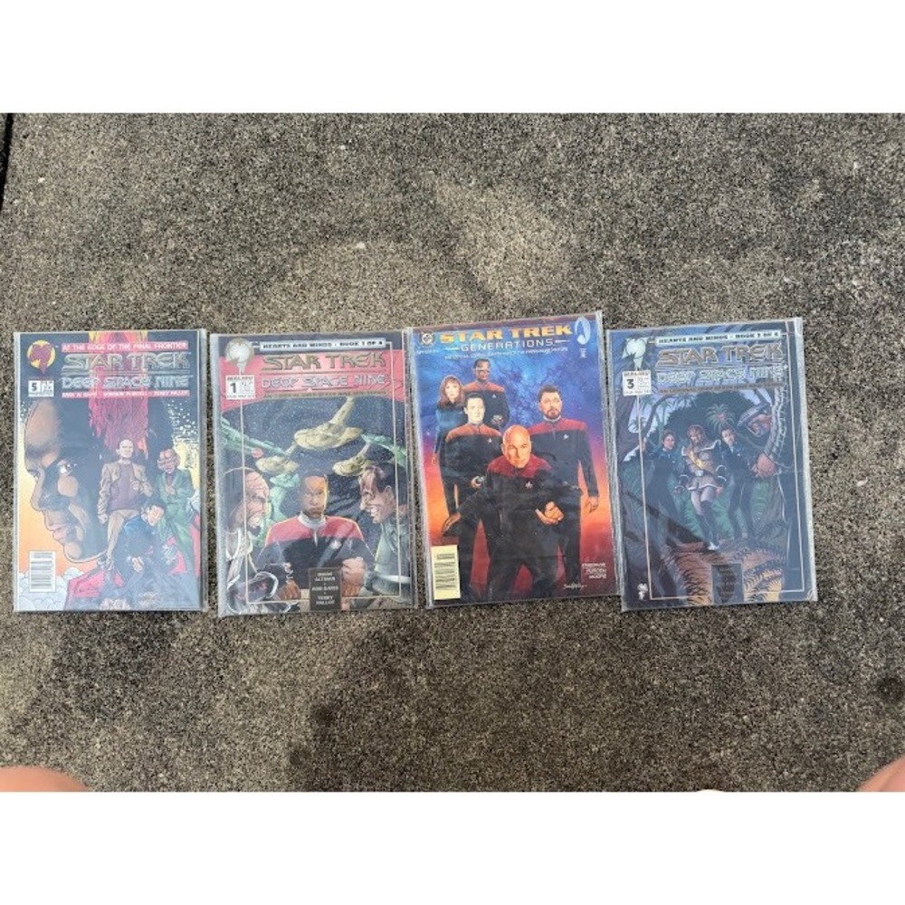 Sci-Fi 90s Star Trek Deep Space Nine Generations Comic Book Lot 7pc Multi Color